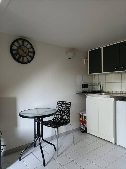 Agreable Et Paisible Studio Franqueville-Saint-Pierre Kültér fotó